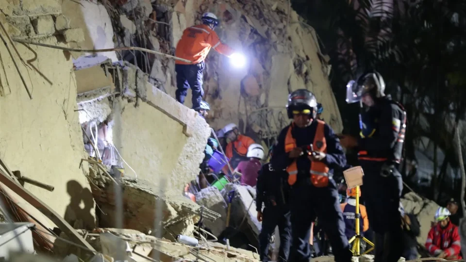 Número de mortos em terremotos na Venezuela sobe para 188; terremoto é o mais forte do país em mais de um século