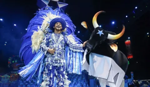 Caprichoso exalta origens de Parintins e surpreende com efeitos especiais na primeira noite do Festival 2026