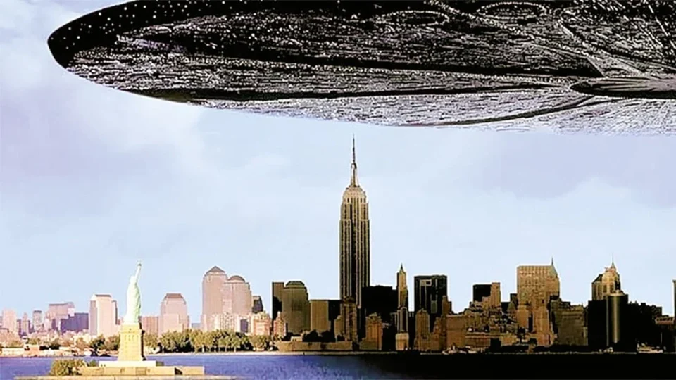 Independence Day completa 30 anos e volta à Globo