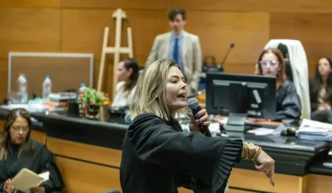 Advogada deixa defesa de Monique Medeiros em meio à nova disputa judicial do caso Henry Borel