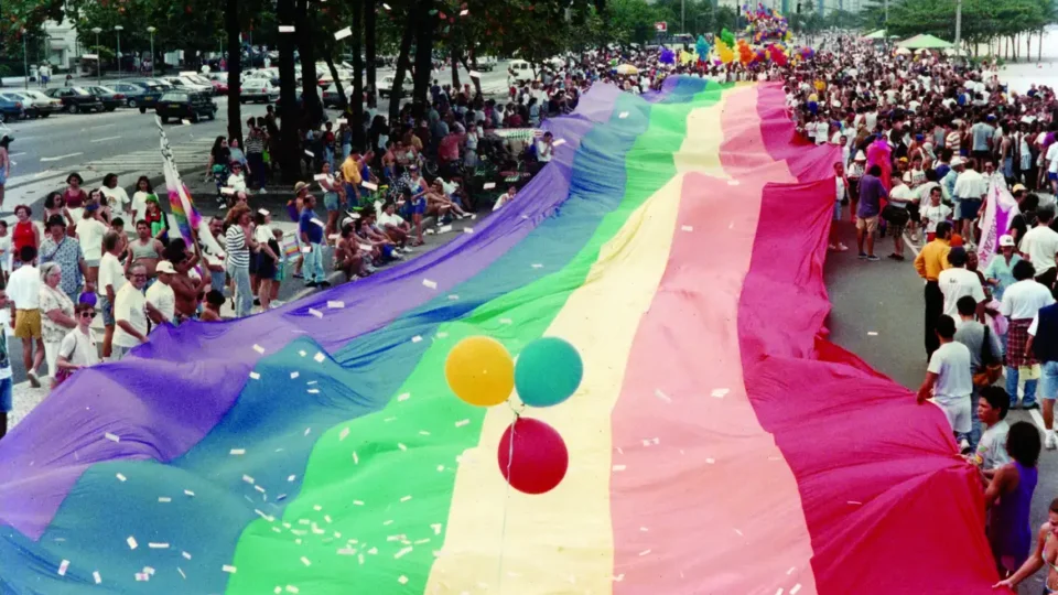 Dia Mundial do Orgulho LGBTQIA+: conheça marcos da luta por direitos no Brasil