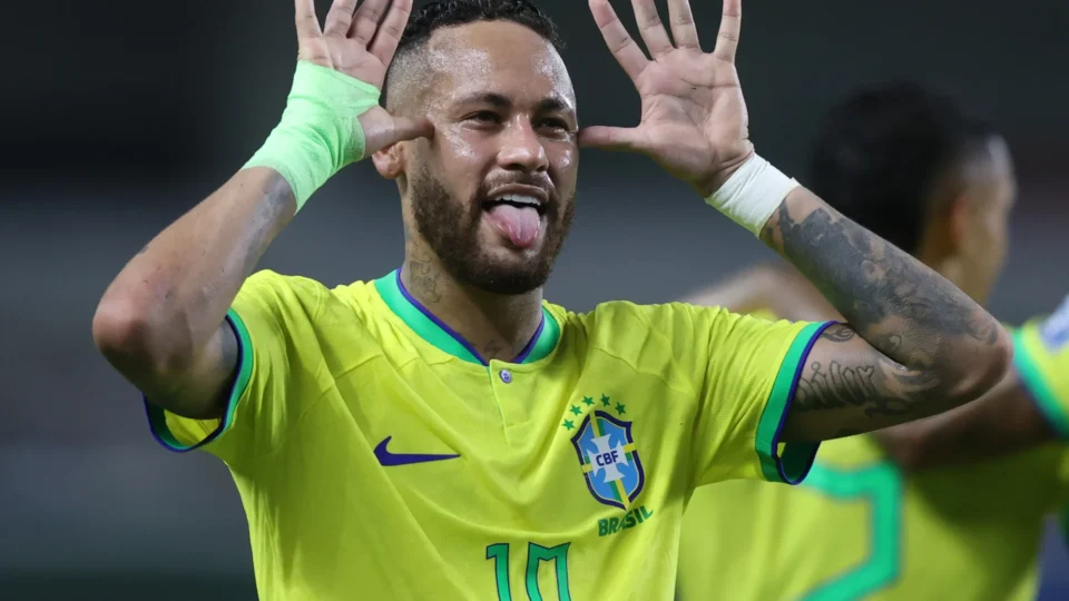 Neymar não viaja com a Seleção para amistoso contra o Egito e segue em recuperação