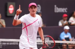 João Fonseca encara promessa americana na segunda rodada de Wimbledon e busca feito histórico