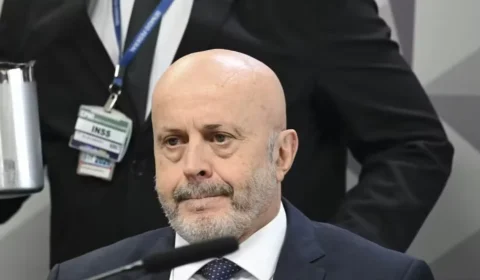 André Mendonça dá 48 horas para Papuda explicar denúncia envolvendo o “Careca do INSS”