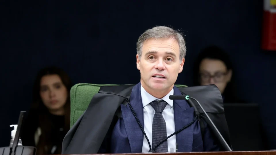 Filme Dark Horse: STF centraliza em Mendonça apuração sobre longa de Bolsonaro