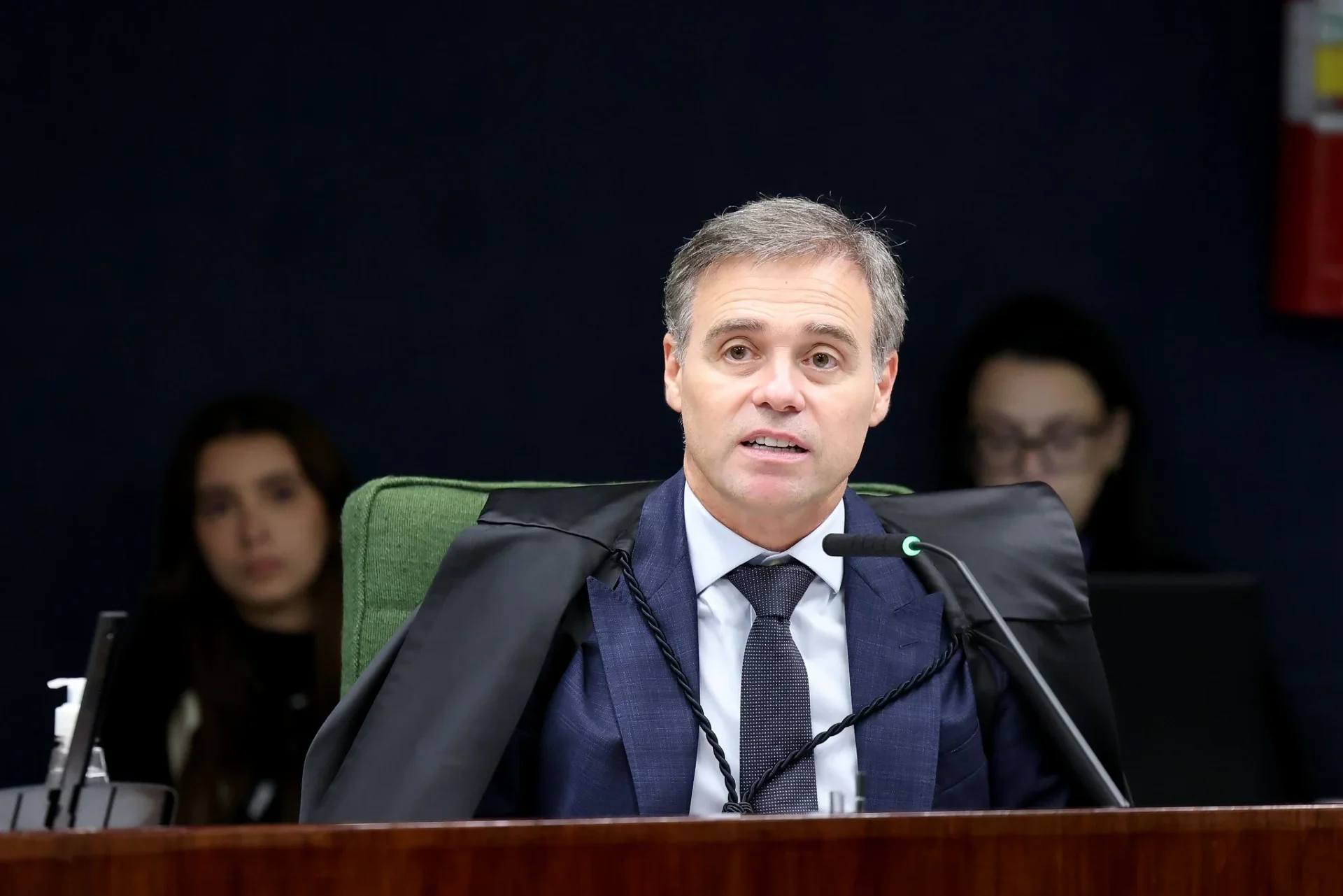 Filme Dark Horse: STF centraliza em Mendonça apuração sobre longa de Bolsonaro