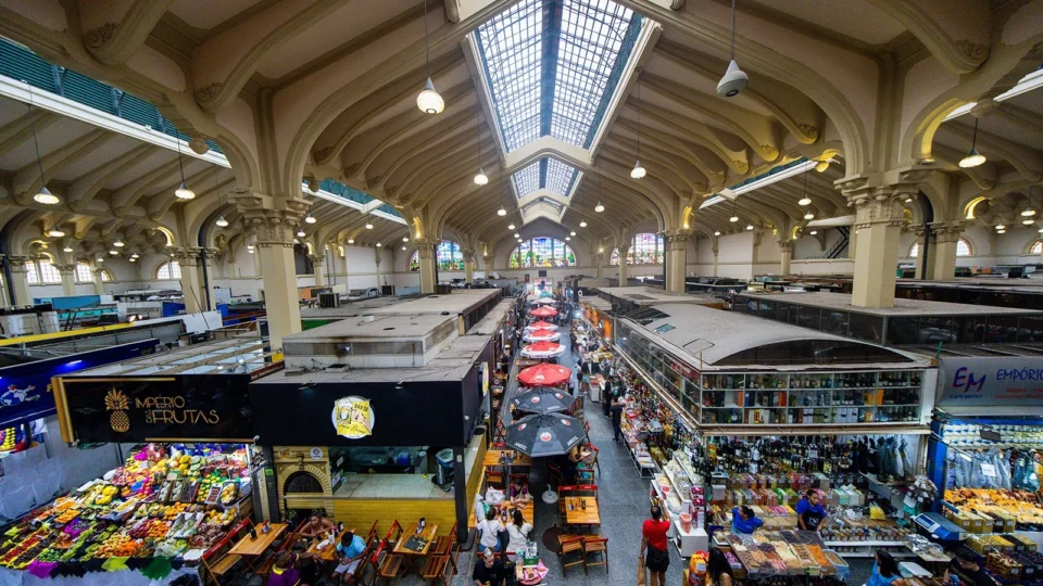 Reportagem especial: Frutas exóticas transformam visita ao Mercadão em experiência de sabores e descobertas