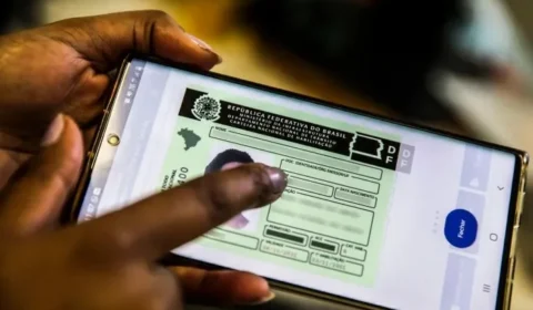 Detran-SP registra adesão em massa à CNH Digital; mais de 370 mil motoristas já optaram pelo documento eletrônico