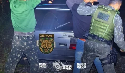 PM Ambiental flagra grupo com arma e munições em área de proteção do PETAR, em Apiaí