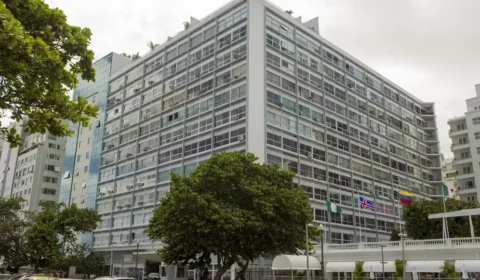 Edifício Chopin, um dos mais famosos do Rio, tem apartamentos à venda com valores que chegam a R$ 11,5 milhões