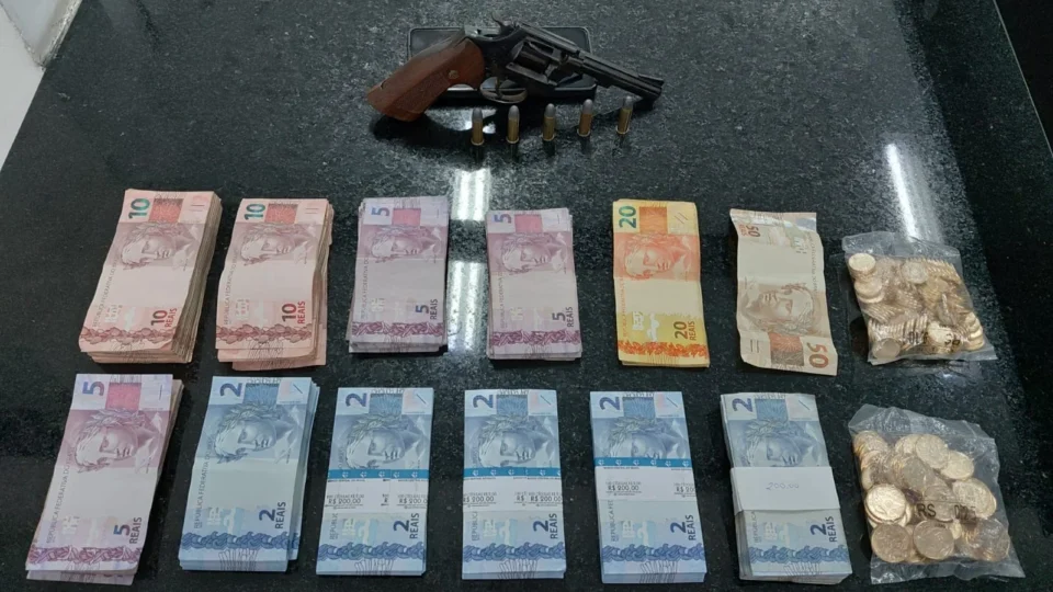 Assalto milionário termina em prisão nos Jardins; suspeito é capturado com arma e canetas avaliadas em R$ 48 mil