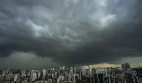 Nova frente fria avança pelo Sul e deve derrubar as temperaturas em São Paulo nos próximos dias