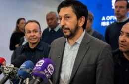 Prefeito Ricardo Nunes rebate suspeitas de superfaturamento no WiFi Livre SP e aponta motivação política em denúncia