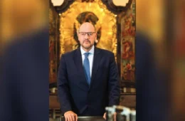 Governador Interino do RJ, Ricardo Couto corta 4 mil cargos e redesenha poder no Rio