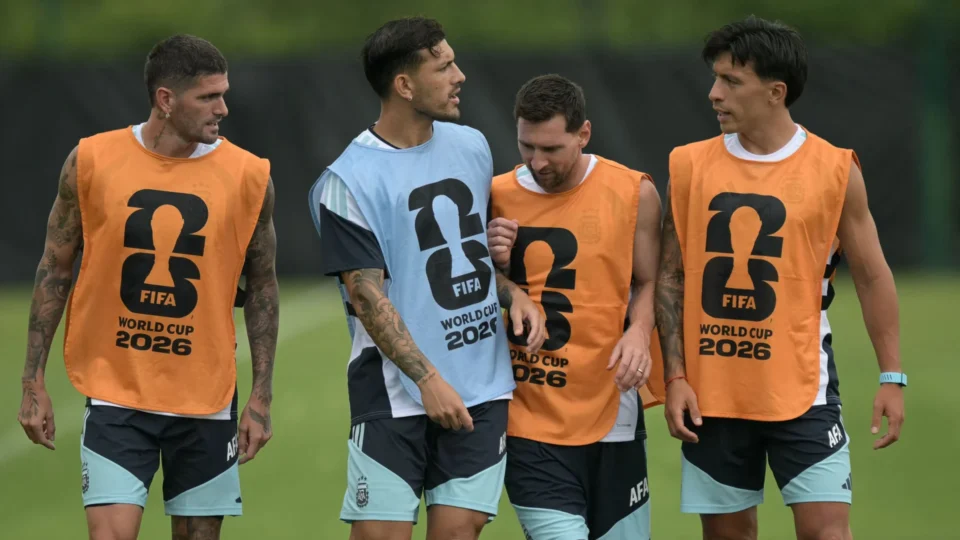 Sem Messi titular, Argentina poupa forças contra Jordânia