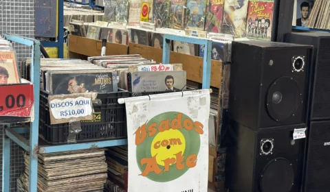 Do streaming para a vitrola: mercado de vinil cresce no Brasil e conquista novas gerações