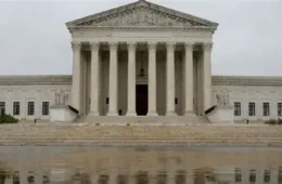 Suprema Corte dos EUA rejeita tentativa de restringir cidadania por nascimento e impõe derrota a Trump