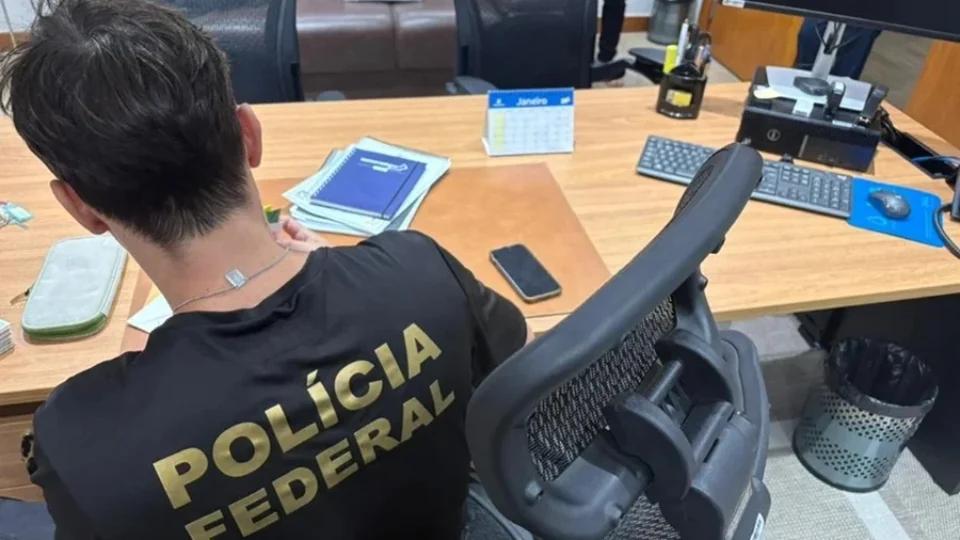 PF investiga rombo bilionário no RioPrevidência e aponta irregularidades em aportes ligados ao Banco Master