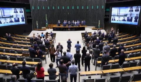 Senado institui feriado de São João e suspende votações nesta semana