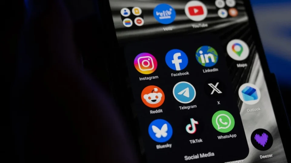 STF marca julgamento de recursos das big techs sobre responsabilização de redes sociais