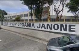 Família denuncia revista vexatória contra adolescente em escola estadual de Santo André