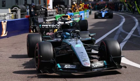 Apesar do caos em Monte Carlo, Antonelli vence quinta corrida na temporada e se distancia de Russell