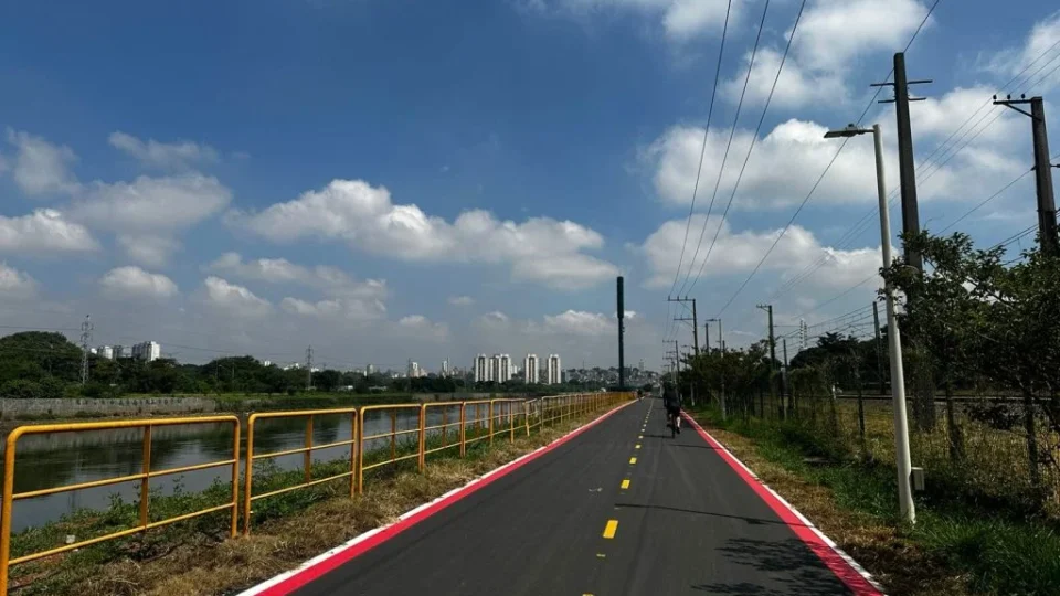 Rio Pinheiros vai receber R$ 24 milhões em melhorias e segurança para ciclistas; veja o que muda