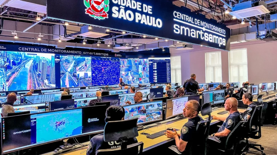 Smart Sampa ganha aplicativo que permite identificar carros roubados e clonados pelo celular