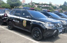 Operação contra fraude milionária em cartões de crédito tem pastores entre os alvos em SP e no RN