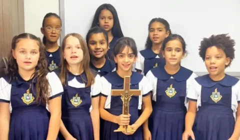 Crianças viralizam ao escalar santos como jogadores e escolher Jesus como capitão do time