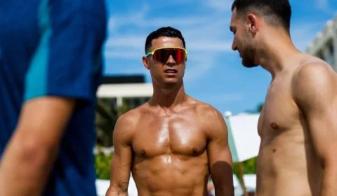 Cristiano Ronaldo surge de sunga antes do torneio mundial e publicação agita fãs nas redes