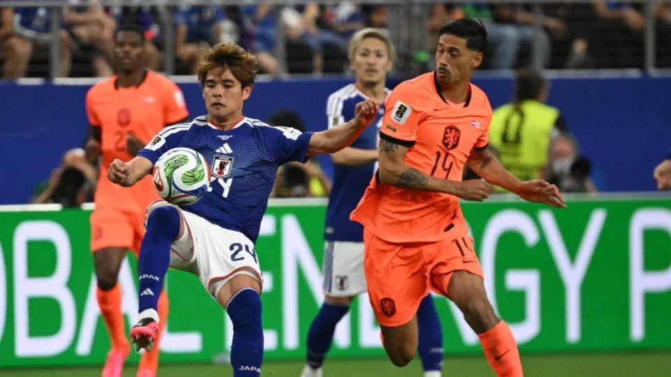 Holanda vacila no fim, Japão arranca empate emocionante e deixa Grupo F completamente aberto