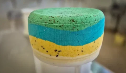 Tem gosto de Brasil: queijo mineiro com as cores da bandeira viraliza nas redes