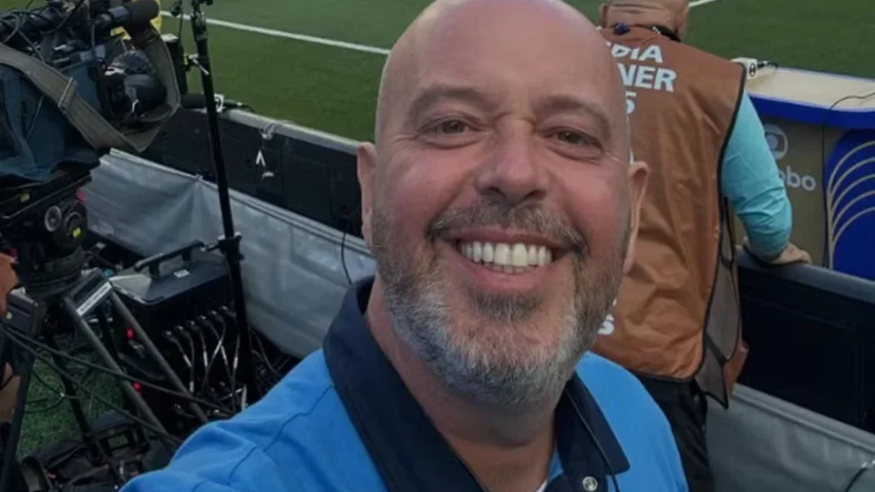 Alex Escobar deixa cobertura da Copa do Mundo após mal-estar durante trabalho ao vivo