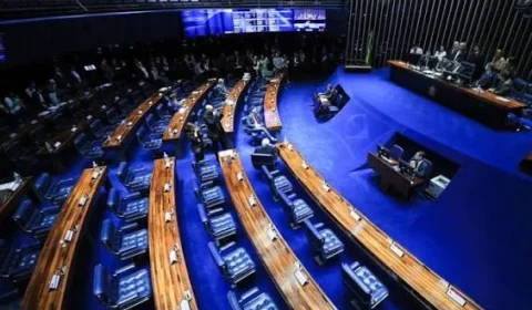Senado deve votar PEC de aposentadoria especial para agentes de saúde nesta terça (30)