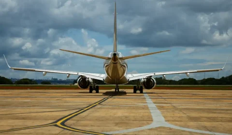 Petrobras reduz preço do querosene de aviação em 14,2%