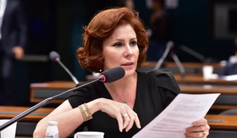 Fachin rebate decisão da Justiça italiana e afirma que Carla Zambelli teve julgamento com todas as garantias legais