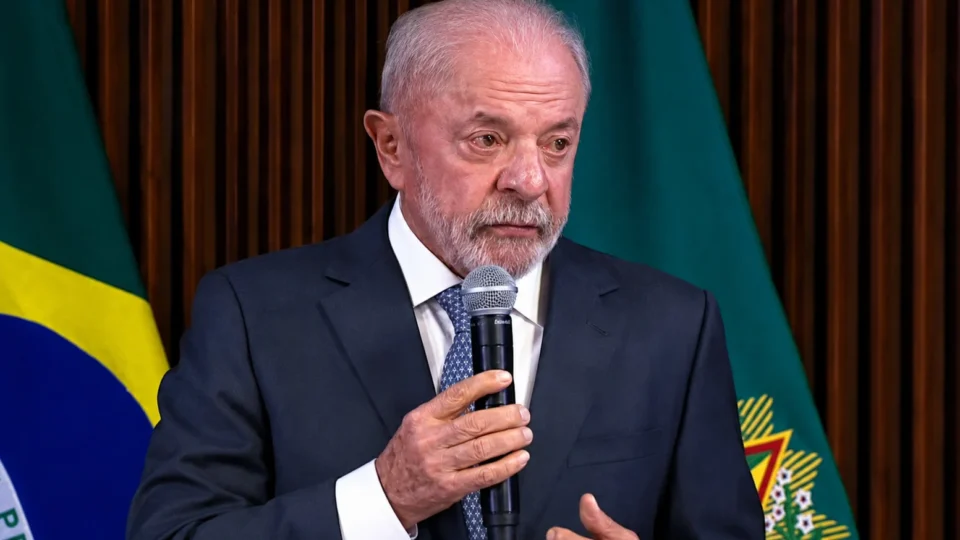 “Não somos republiqueta”: Lula sobe o tom contra Trump após ameaça de tarifaço