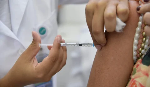Casos de hepatite A disparam em São Paulo e já ultrapassam o total de 2025