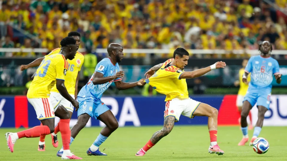 Gol de Muñoz coloca Colômbia na liderança do Grupo K