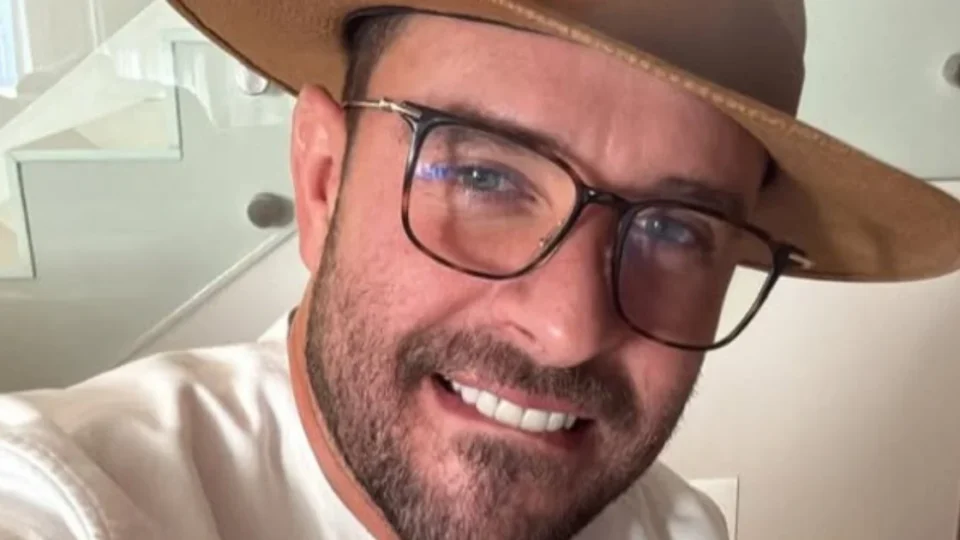 Diogo Nogueira suspende shows e agradece apoio dos fãs