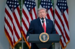 Trump recua de pedágio de 20% no Estreito de Ormuz, mas mantém bloqueio naval ao Irã