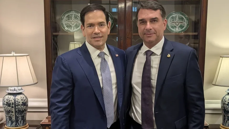 Marco Rubio envia carta a Flávio Bolsonaro, defende tarifas, agradece combate às facções e cita eleições