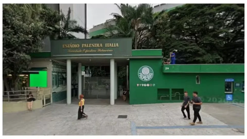 Menina de 4 anos entra em vestiário masculino do Palmeiras e relata abuso