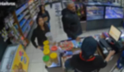 Funcionária de padaria denuncia agressão após discussão por salgado em MG; veja vídeo