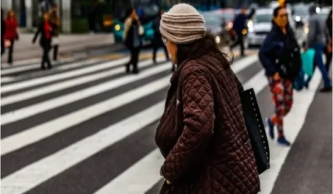 Frente fria derruba temperaturas no Sul e Sudeste enquanto chuva forte acende alerta em parte do Centro-Sul