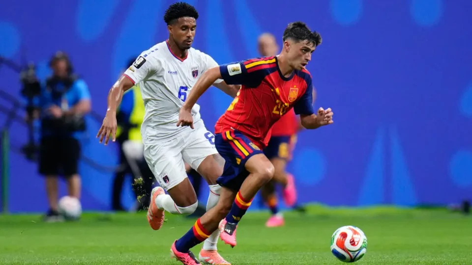 Críticas ao torneio mundial com 48 seleções perdem força após zebras e jogos emocionantes