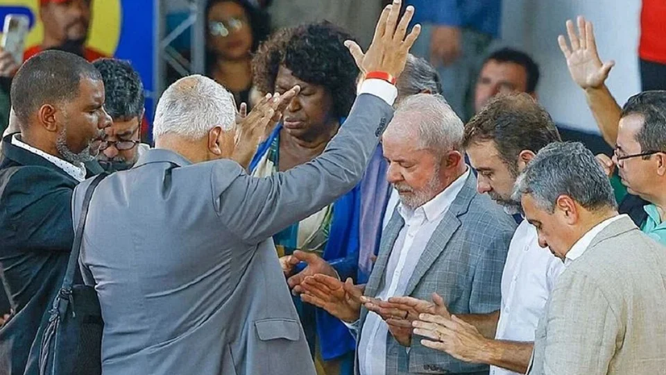 Lula explica ausência na Marcha para Jesus
