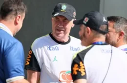 Ancelotti esboça time para amistoso e indica Paquetá entre os titulares da Seleção