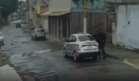 Homem que agrediu ex-companheira em rua de MG tem prisão preventiva mantida pela Justiça